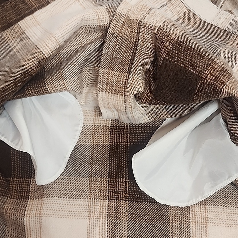 Banana Republic Womens Soft Cozy Tan & Brown Plaid Oversized Shirt Jacket Sz S - Picture 9 of 10